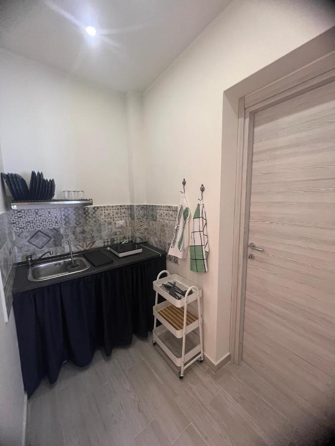 Zinbi'S House Apartment คาตาเนีย ภายนอก รูปภาพ