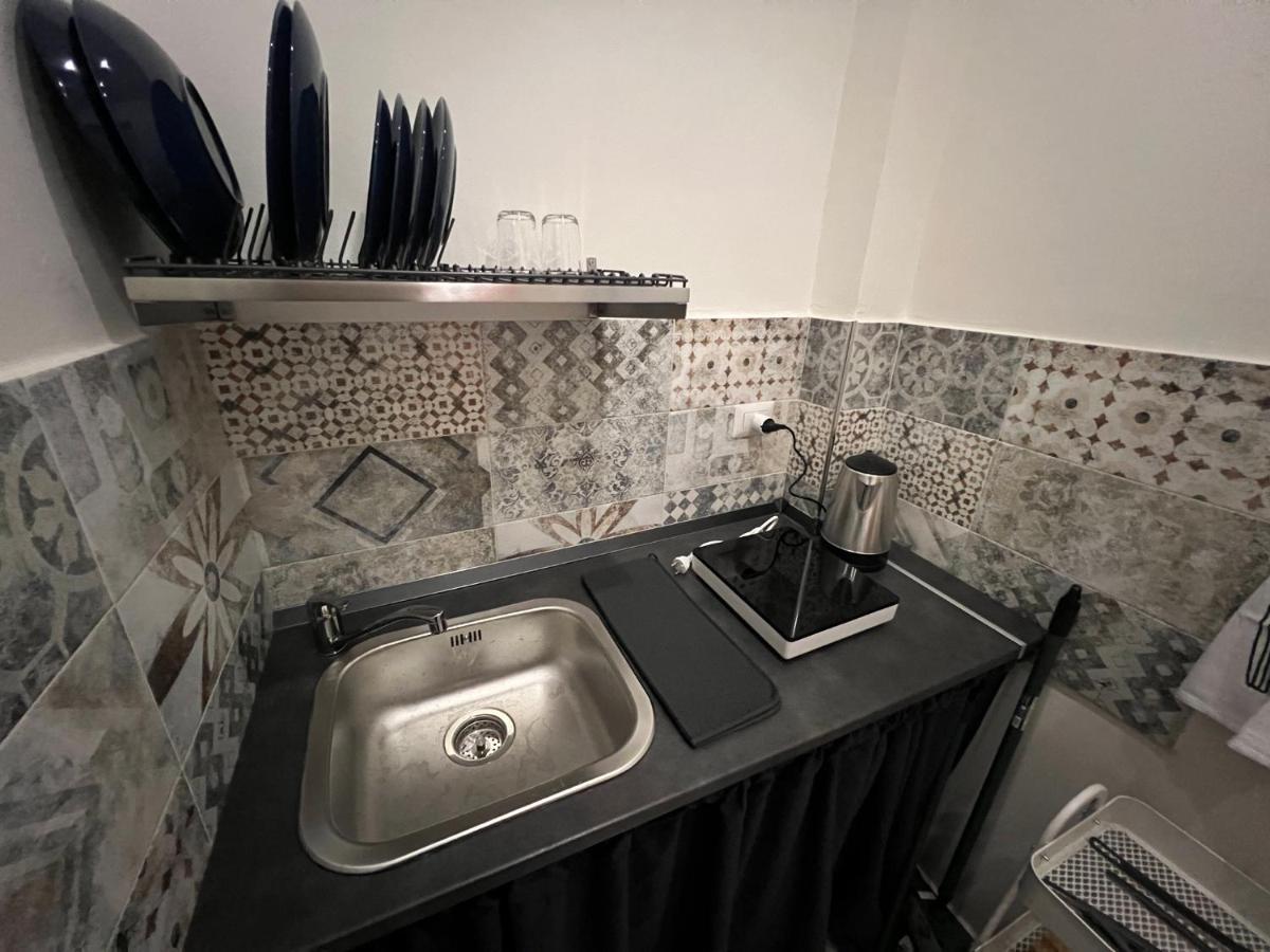 Zinbi'S House Apartment คาตาเนีย ภายนอก รูปภาพ