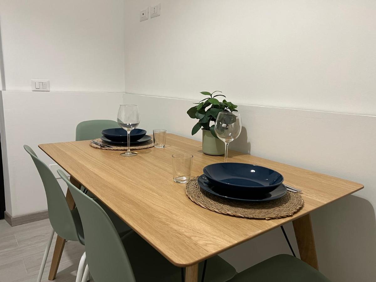 Zinbi'S House Apartment คาตาเนีย ภายนอก รูปภาพ
