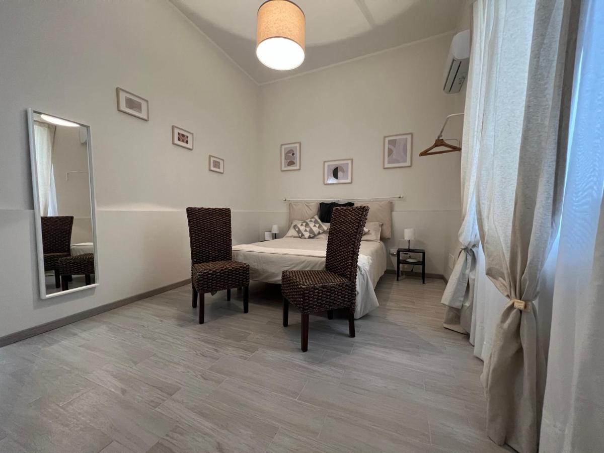 Zinbi'S House Apartment คาตาเนีย ภายนอก รูปภาพ