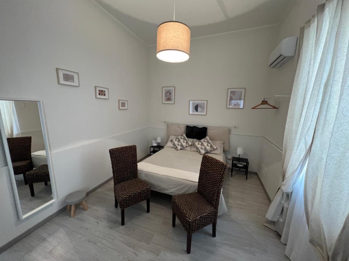 Zinbi'S House Apartment คาตาเนีย ภายนอก รูปภาพ